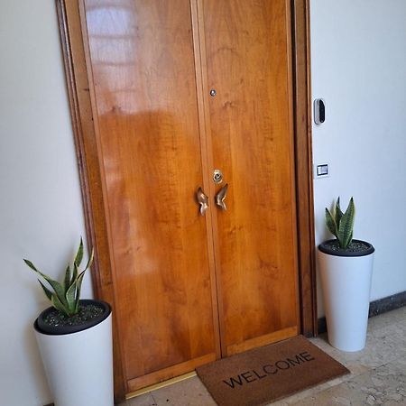 Apartmán La Roma Di Cecilia Exteriér fotografie