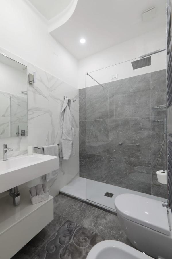 Apartmán La Roma Di Cecilia Exteriér fotografie